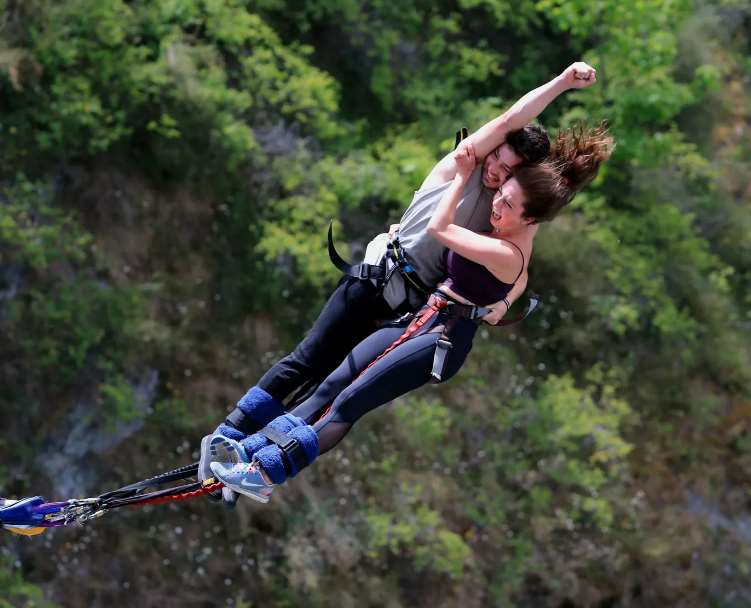 The park provides you an opportunity to experience the highest bungy jump in India.